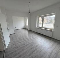 Attraktive und Sanierte, 3 Zimmer Erdgeschosswohnung mit Garten - Löhne