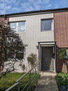 Foto - Einfamilien Reihenmittelhaus mit Garten in gepflegter Lage
