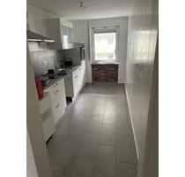 Moderne 3-Zimmer-Wohnung mit 2 Balkonen in Ludwigshafen-Süd - Ludwigshafen am Rhein Parkinsel