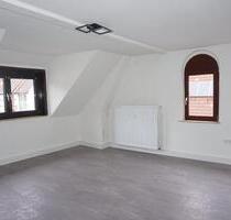 Frisch sanierte 6 Zimmerwohnung sofort zu vermieten in Bad Arolsen-Mengeringhausen