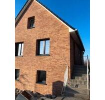 Einfamilienhaus zur Miete - 2.300,00&nbsp;EUR Kaltmiete, ca.&nbsp; 150,00&nbsp;m&sup2; in Hamburg (PLZ: 21037) Allermöhe