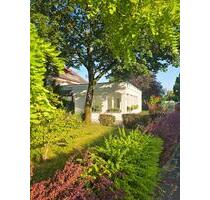 Schöner Bungalow Meerbusch - Tolle Lage - bestehend aus zwei ETW