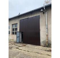 39628 Kläden, 150 qm Halle mit 4,00 Meter Einfahrt zu vermieten - Bismark (Altmark) Badingen