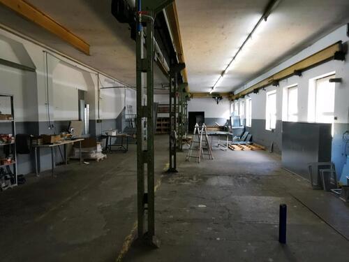 Foto - Lagerfläche, Produktion, Werkstatt,