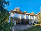 Foto - Architektenhaus in Hanglage: viel Platz, Ruhe & Potential