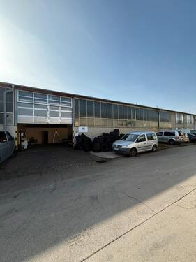 Foto - Gewerbehalle mit 410 m² Nutzfläche in Kissing – Vielseitig nutzbar