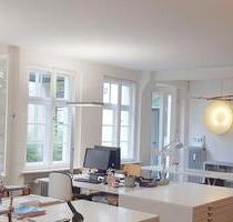 Büroarbeitsplätze, ruhig, hell, mit Gartenblick am Rotkreuzplatz - All-in-Miete - München Neuhausen-Nymphenburg