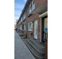 Reihenmittelhaus in 24147 - 219.000,00&nbsp;EUR Kaufpreis, ca.&nbsp; 85,00&nbsp;m&sup2; in Kiel (PLZ: 24114) Südfriedhof