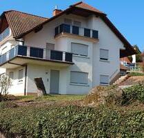 Großzügiges Wohnhaus mit ca. 250 m² in Wolfstein zu vermieten