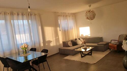 Foto - Moderne Neubau 3 Zimmer Wohnung Teilmöbiliert!