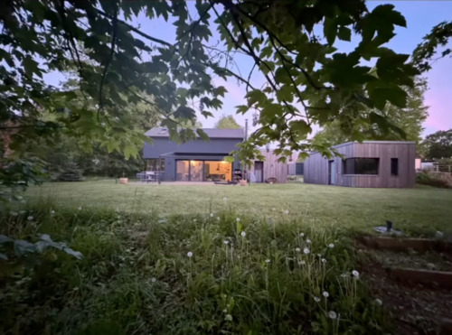 Foto - Hochwertiges Architektenhaus mit Wasserzugang