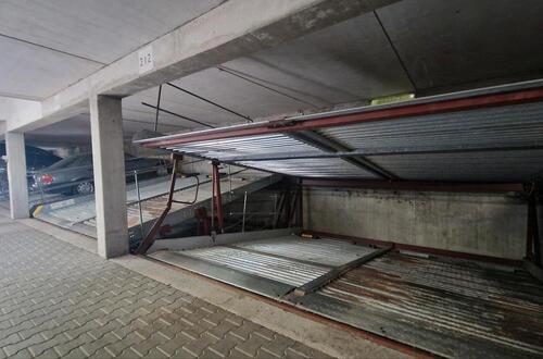 Foto - Garagenstellplatz in Karlsruhe-Waldstadt zu vermieten (Duplex)