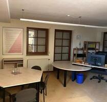 Büroräume 54 qm - EG - 380,00&nbsp;EUR Kaltmiete, ca.&nbsp; 6,50&nbsp;m&sup2; in Heringen (Werra) (PLZ: 36266)