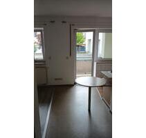 Singlewohnung mit Einbauküche - 180,00 EUR Kaltmiete, in Netzschkau (PLZ: 08491)