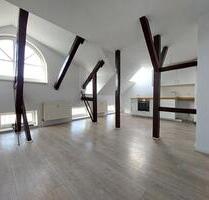 Wohnen auf zwei Ebenen! 3- Zimmer Maisonettwohnung Nähe Platz der Freiheit - Schwerin