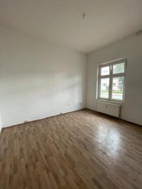 Foto - Große und gut geschnittene 3 Zimmer Wohnung im EG