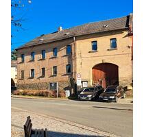 Bauernhaus mit 2500m² Grund und Ausbaupotenzial - Hirschberg