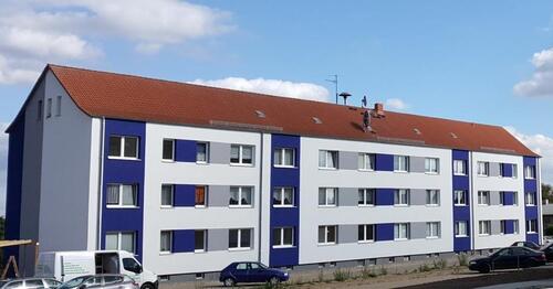 Foto - Die Wohnung befindet sich in einem sanierten Mehrfamilienhaus in Dorflage.