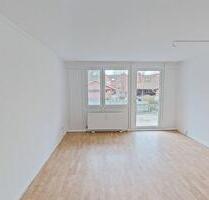 Renovierte 2-Zimmer-Wohnung mit durchdachter Raumaufteilung, Wannenbad und großer TERRASSE - Celle