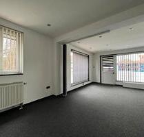 Ab sofort Ladenfläche inkl. Parkplätze zentrale Lage - Küps
