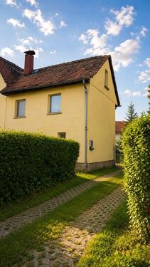 Foto - Schönes Grundstück in ruhiger Lage - Haus mit großem Potenzial