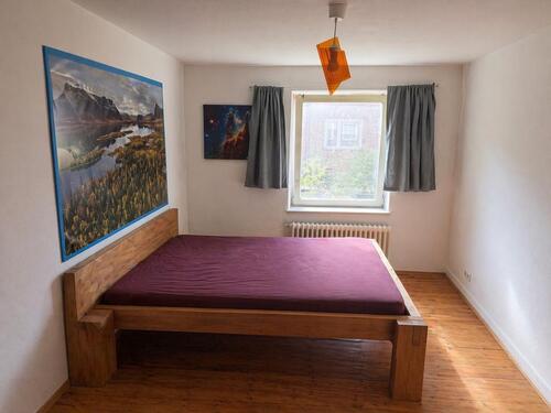 Foto - WG ZUM 1.5.2026 - 450,00&nbsp;EUR Kaltmiete, ca.&nbsp; 100,00&nbsp;m&sup2;&nbsp;Wohnfl&auml;che