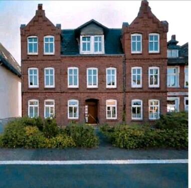 Foto - Attraktives Mehrfamilienhaus mit großem Entwicklungspotenzial