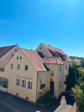 Foto - Riesen Haus mit großem Grundstück in der Innenstadt
