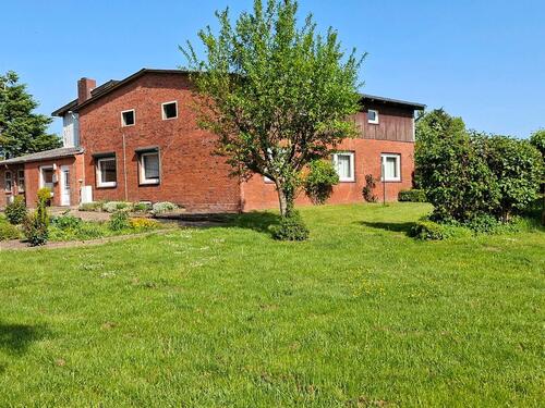 Foto - Mehrfamilienhaus und 5 ha Grünland Erbanteil 25%