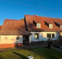 Haushälfte in Klietz mit schönem Garten am Waldrand - Schönhausen (Elbe)