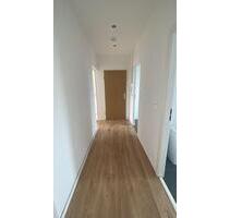 Großzügige und lichtdurchflutete 4-Zimmer-Wohnung mit Balkon & EBK in Magdeburg - Unit 37