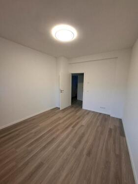 Foto - Helle 4 Zimmer Wohnung - 1.400,00&nbsp;EUR Kaltmiete, ca.&nbsp; 97,00&nbsp;m&sup2;