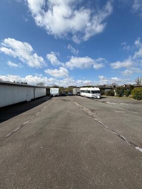 Foto - Garage Lager Stellplatz Parkplatz