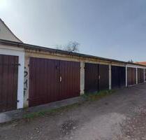 Vermiete geräumige Garage in Dessau Süd - An der Kreuzkirche - - Dessau-Roßlau