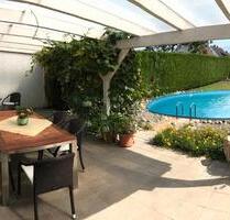 Einfamilienhaus mit 5 Zimmern & Pool in Sackgasse in 67240 Bo-Ro - Bobenheim-Roxheim