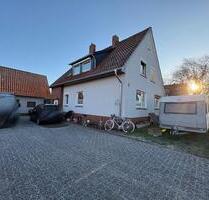 Gepflegtes Einfamilienhaus mit großem Grundstück in Schwicheldt - Peine Südstadt