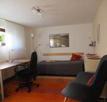 Wohnung (ELW) in Detmold NUR an Studentin oder Pendlerin