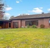 Freistehender Bungalow mit Riesen Grundstück in Arpsdorf - Padenstedt