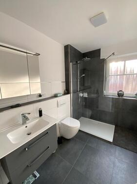 Foto - Gepflegte 3,5-Zimmer-Dachgeschosswohnung mit Balkon und Garage