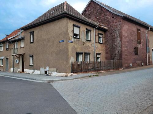 Foto - Einfamilienhaus in Kelbra - 30.000,00&nbsp;EUR Kaufpreis, ca.&nbsp; 80,00&nbsp;m&sup2;