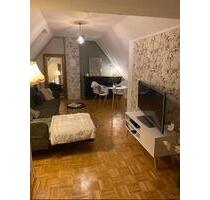 Nette Dachwohnung mit Balkon und Garten, Kernstadt von Höxter