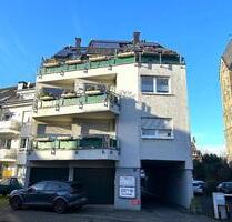 Großzügige 3-Zimmer-Stadtwohnung mit Aufzug und 2 Balkonen in Leverkusen-Schlebusch!