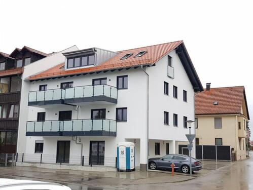 Foto - Moderne 2-Zimmer-Wohnung mit Balkon und Einbauküche