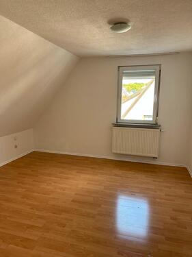 Foto - DG Wohnung in GrafenbergSchlafzimmer