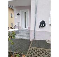 Wohnung,eigener Eingang, - 700,00 EUR Kaltmiete, ca.  100,00 m² in Riegelsberg (PLZ: 66292)