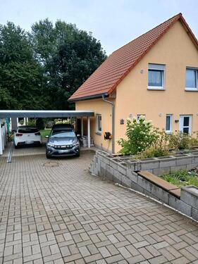 Foto - Kleines, liebevoll gestaltetes und energieeffizientes Haus