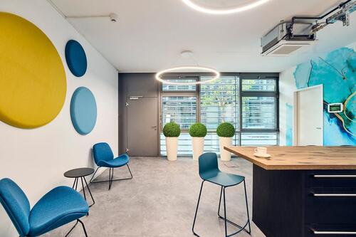 Foto - Dein Schreibtisch. Dein Space. Coworking mit Stil