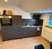 Sehr schöne 3 Zimmer Maisonette Wohnung mit Möbel (Kernsaniert) - Ludwigshafen am Rhein Edigheim