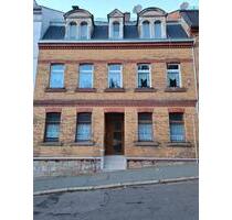 Reihenhaus Zentrumsnah - 45.000,00&nbsp;EUR Kaufpreis, ca.&nbsp; 189,00&nbsp;m&sup2; in Greiz (PLZ: 07973)