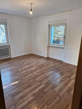 Foto - 4-Zimmer-Wohnung - 1.450,00&nbsp;EUR Kaltmiete, ca.&nbsp; 93,00&nbsp;m&sup2;